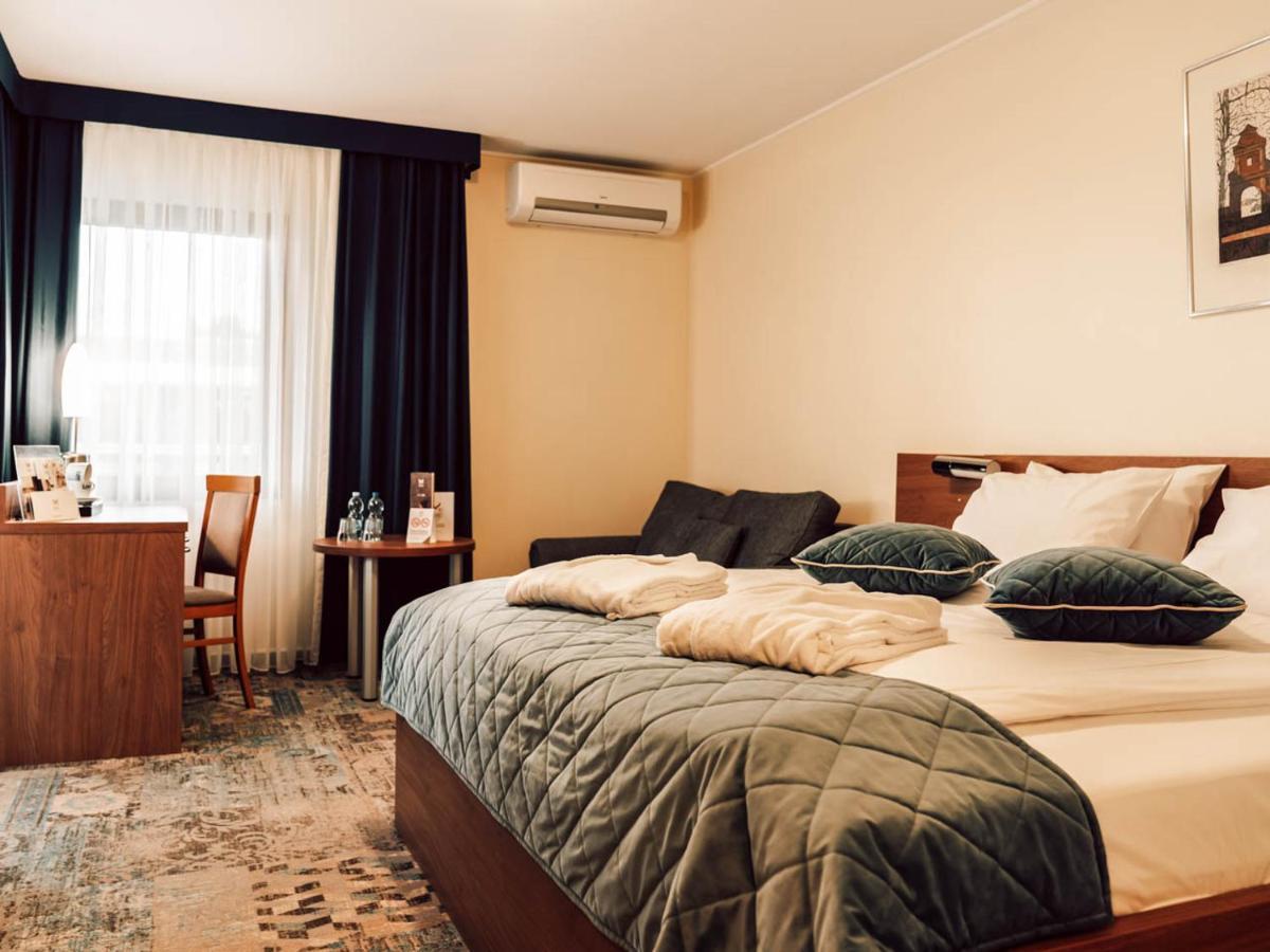 Hotel Mragowo Resort&Spa ภายนอก รูปภาพ